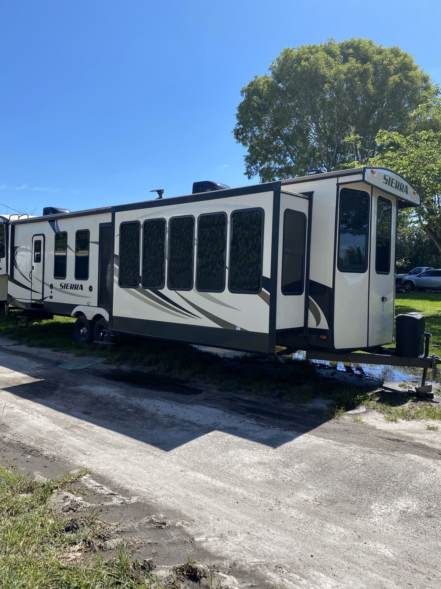 2018 forest River Sierra Park model travel trailer Rv home