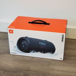 JBL Xtreme 3 Bluetooth Speaker Brand New - $5 Today and the rest later 🤗 Message Us Now!