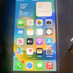 Apple iPhone 8 64gb Unlocked in Excellent condition. Very good Battery Condition. Comes with Charger