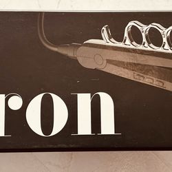 Beauty Salon Hair Iron Beauty & Pin Ups Iron Curl Straightener 