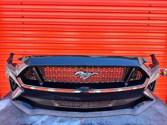 2018-2023 FORD MUSTANG GT OEM FRONT BUMPER COVER WITH GRILLS ASSEMBLY OEM