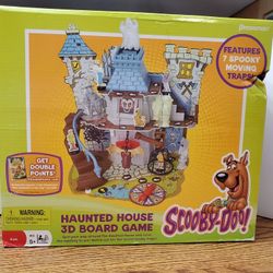 SCOOBY DOO HAUNTED HOUSE 3D BOARD GAME