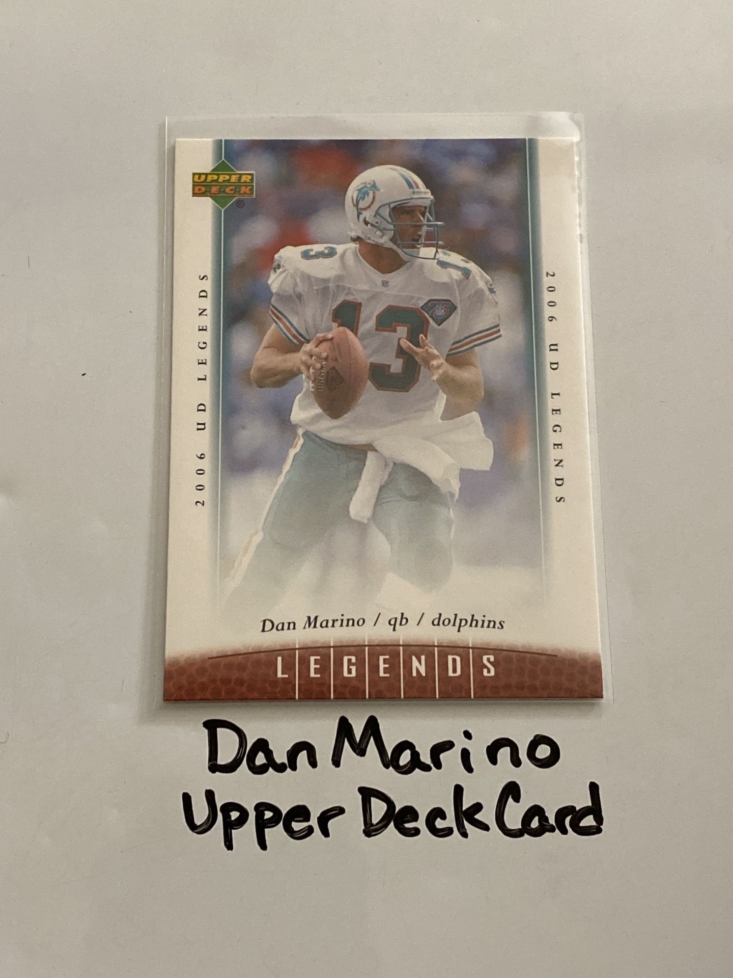 Dan Marino Miami Dolphins Hall of Fame QB Upper Deck Card.