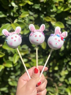 Bunny Cake Pops