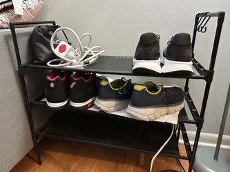 Black Shoe Rack