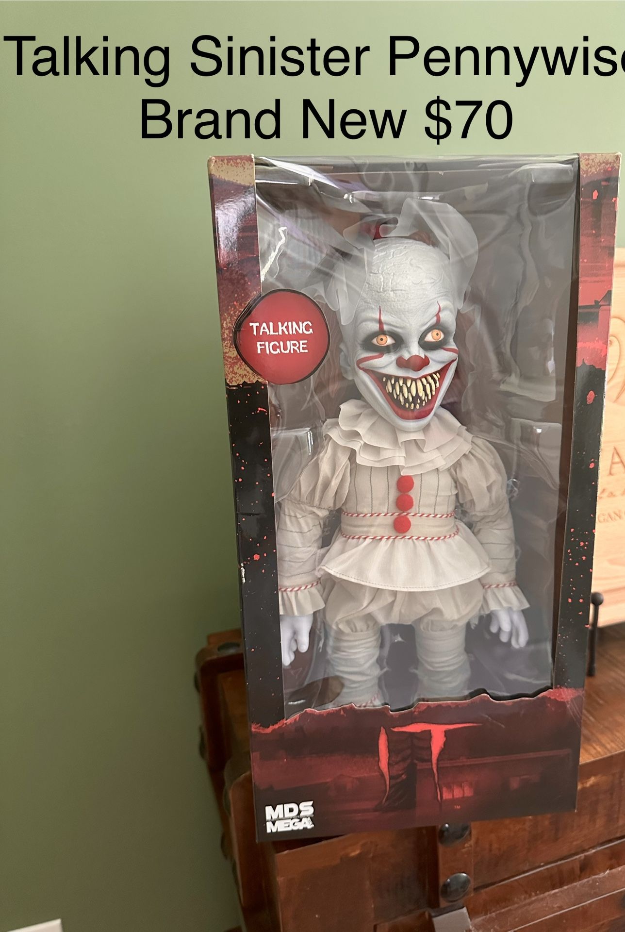 Pennywise IT items 