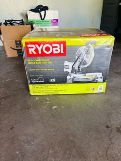 Ryobi 10 in compound miter saw