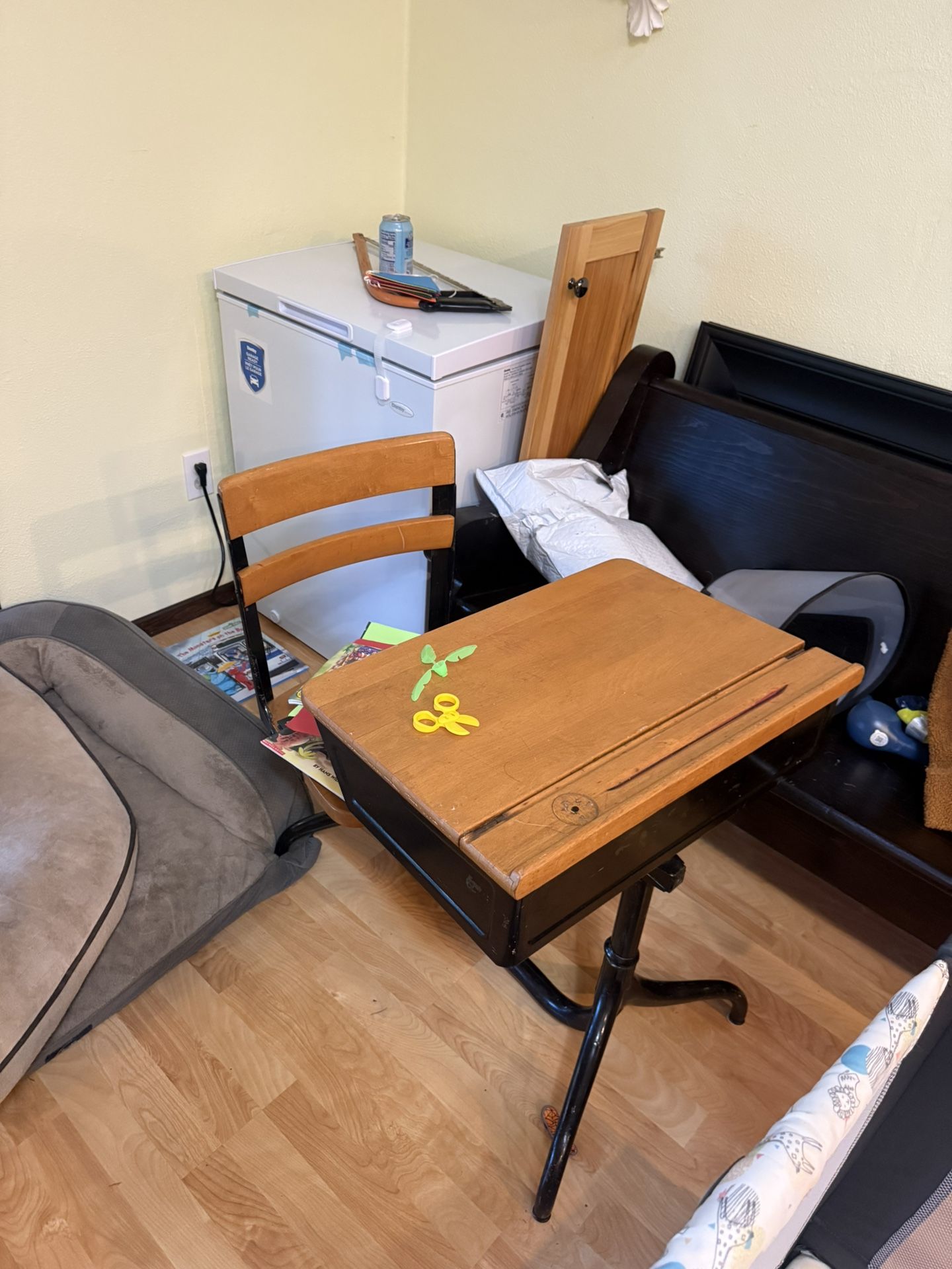 Free - Vintage Children’s Desk