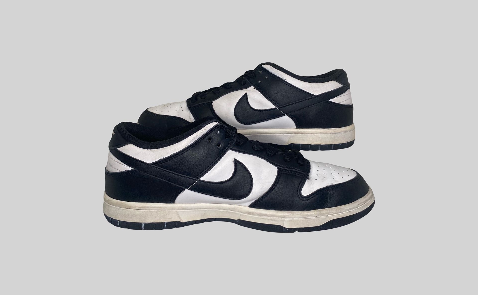 Nike Low Retro Pandas