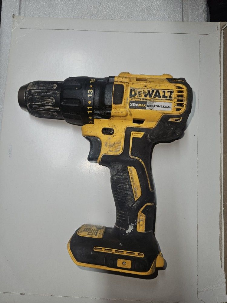 20 Volt Max Brushless Dewalt Drill