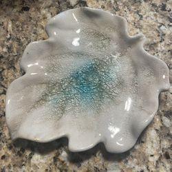 Crackled Leaf Dish Made In Vietnam