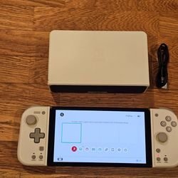 Nintendo Switch OLED with Hori Split Pad Compact