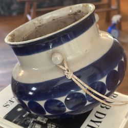 Antique Blue & White Stoneware Crock – Hand-Thrown Pottery