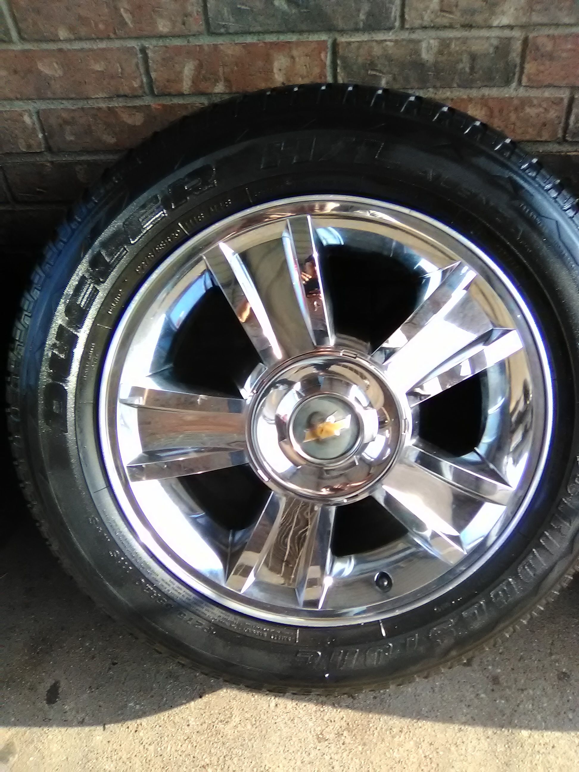Set Rims And Tires 275 55 For Chevy Silverado Tahoe Avalanche Suburban Tires 70 Life 1 Rim Small Dent In Crome For Sale In Irving Tx Offerup Set Rims And Tires 275 55 For Chevy Silverado Tahoe Avalanche Suburban Tires 70 Life 1 Rim Small Dent In Crome For Sale In Irving Tx Offerup