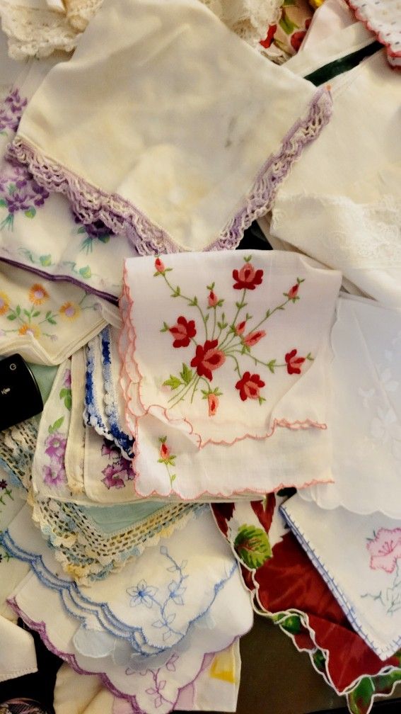83 Handkerchief's