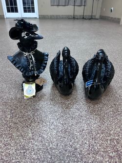 Black Gothic Raven Figurine Set of 3