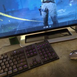 Logitech G915x Lightspeed Wireless Keyboard 