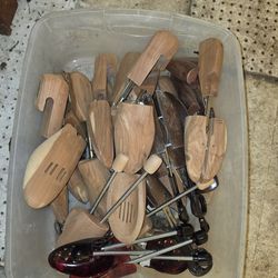Choice of Cedar Shoe Trees