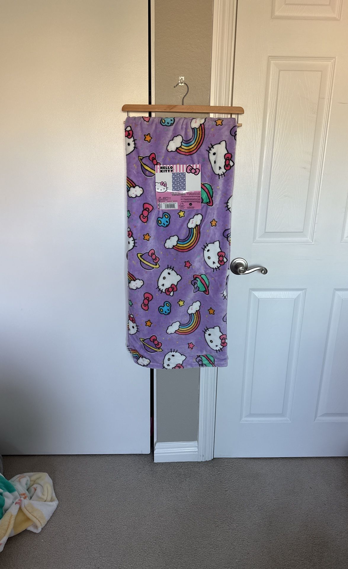 Hello Kitty Throw Blanket