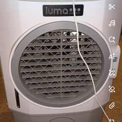 Large Luma Swamp Cooler With Water Pump