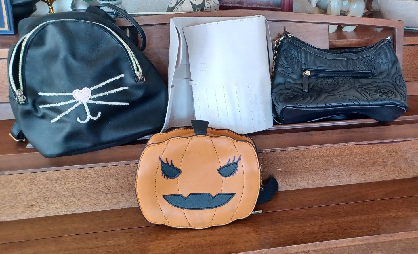Small Handbags. 3.00 Each