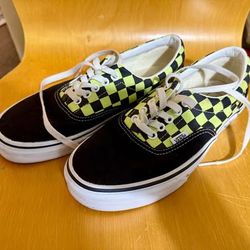 Vans Checkerboard Lace-Up Shoes - Men's 7.5 / Women's 9 - Worn Once