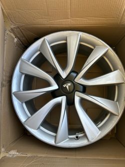 Tesla Model 3 Stiletto wheel 19” rim
