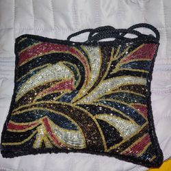 Beaded Purse With Strap And Zipper