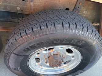 Rims and tires LT265/75R16