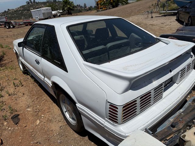 1990 Ford Mustang