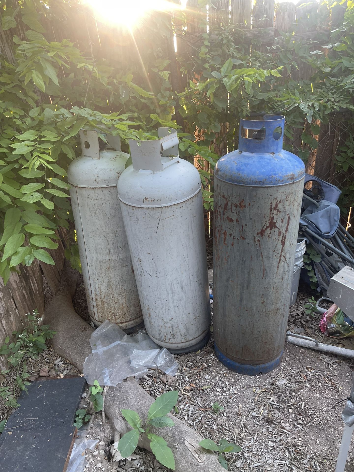 Tengo Estos Tanques De Gaz