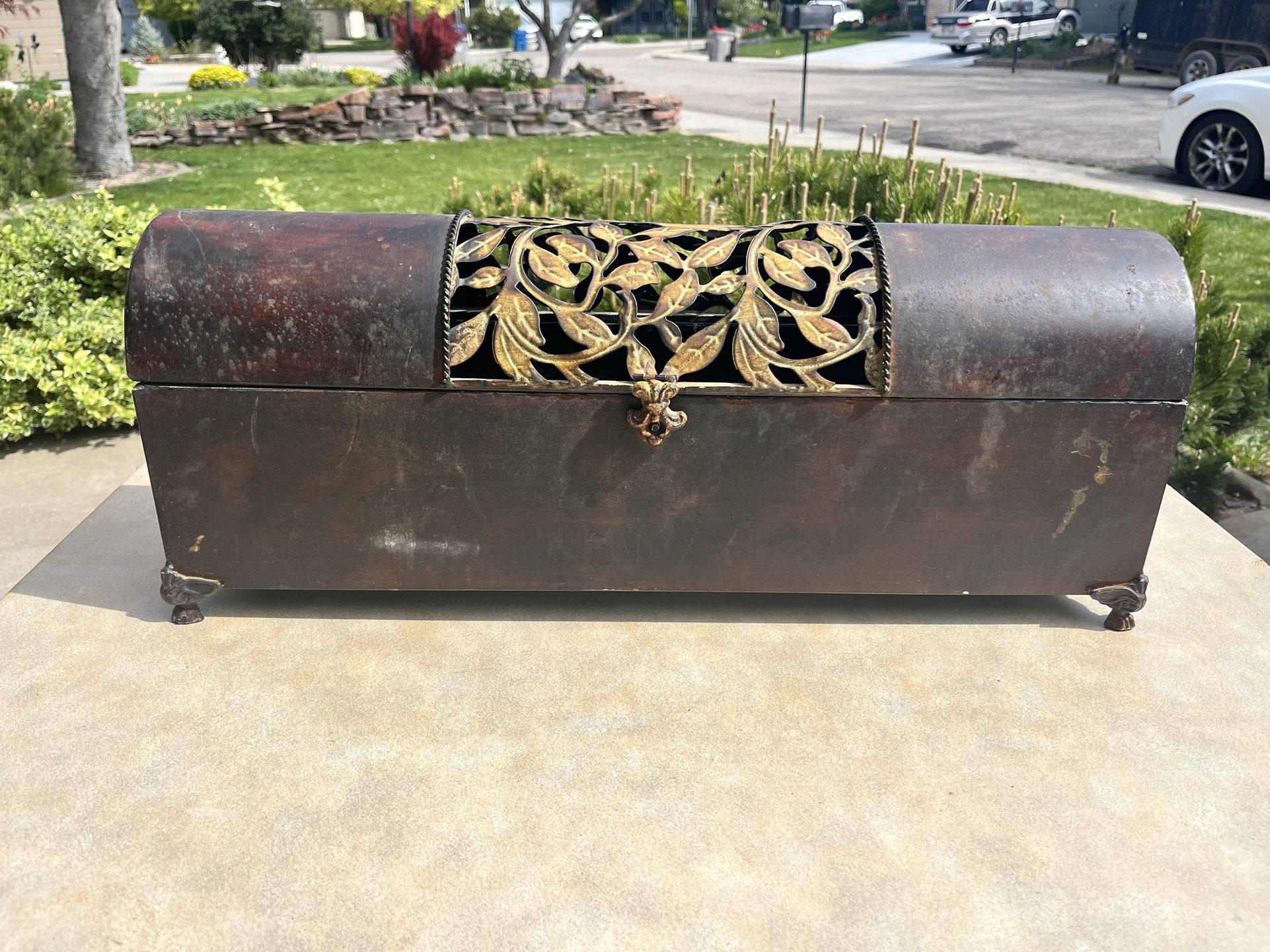 Metal Table Chest
