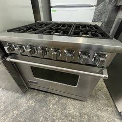 Viking Professional 36” Dual Fuel Range In Stainless Steel Used 