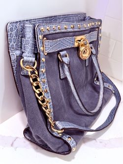 Michael Kors Large Hamilton In Denim And Leather With Gold Studs🎀