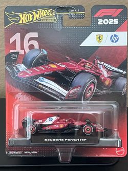 Hot Wheels Premium Scuderia Ferrari HP F1 Car NEW