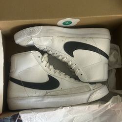 Nike Blazer