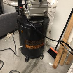 Air Compressor Like New Hardly Used 