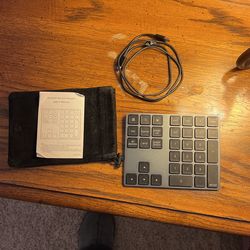 Bluetooth Numeric Keypad Calculator 