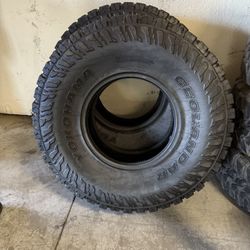 39x13.50r17 Used Tires Yokahama MT Tires 