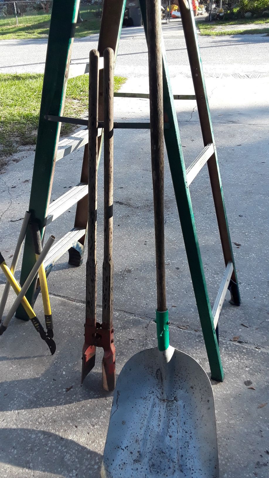 Lawn Equipment. All for 40$