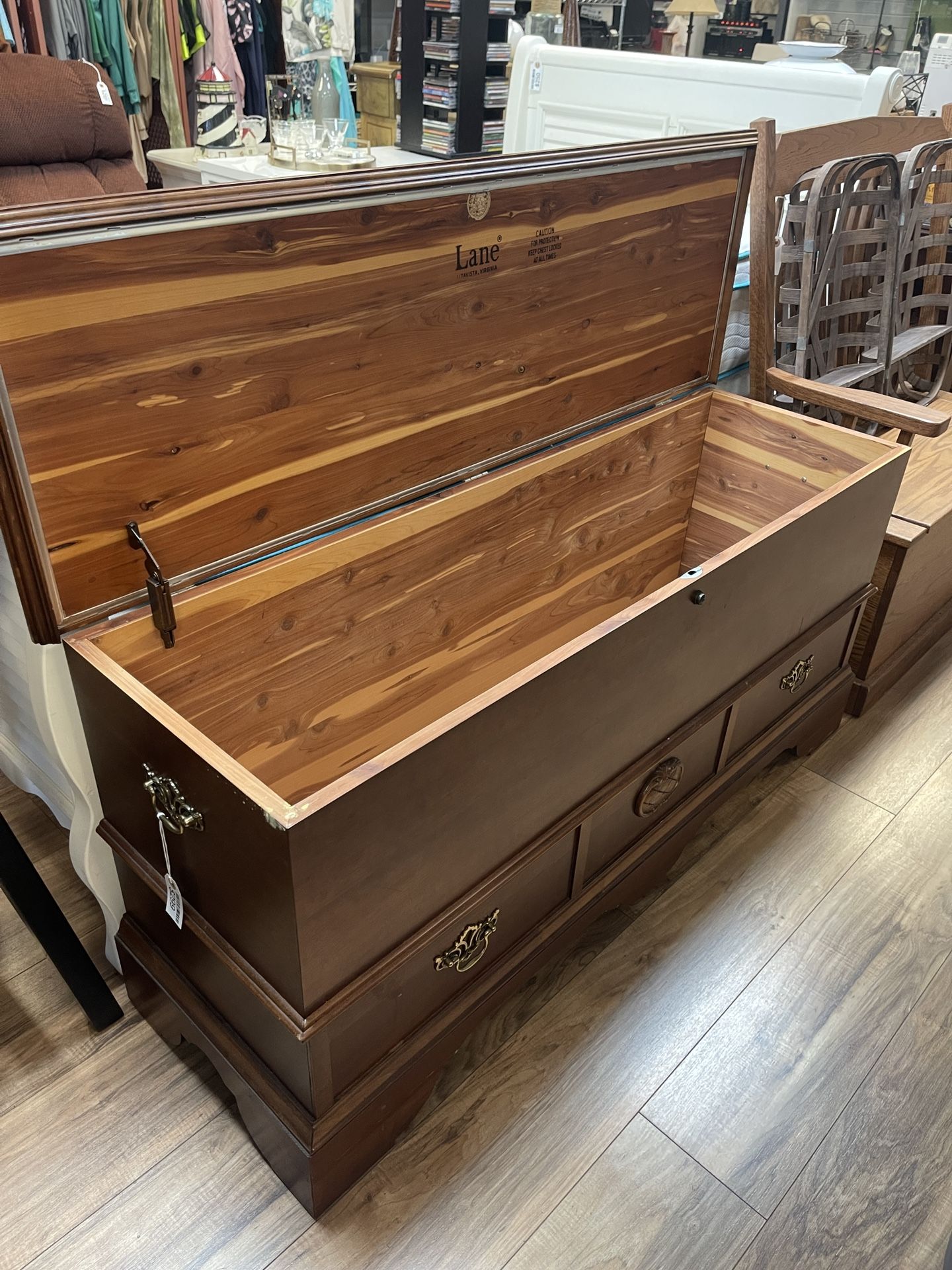 Cedar Chest (Lane)