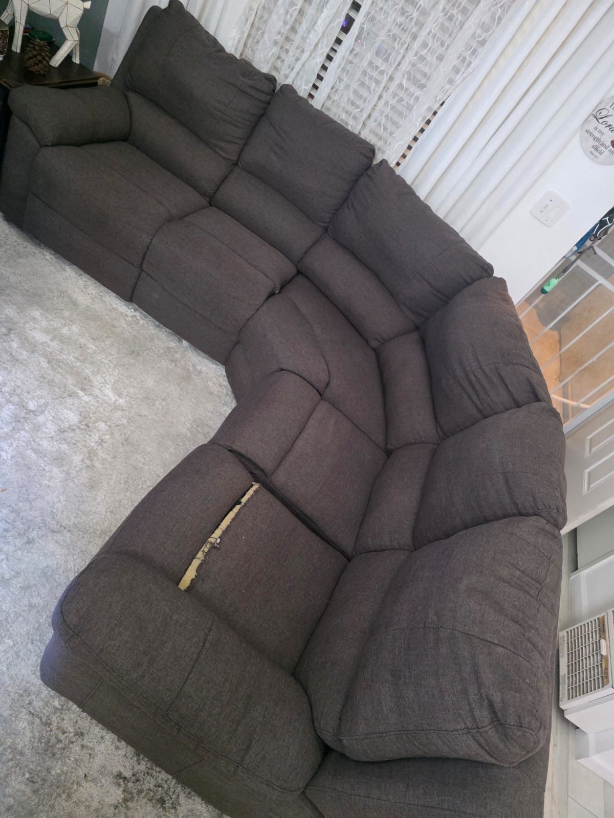 Sofá Reclinable - Cómodo y Funcional