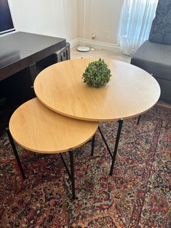 Round coffee table and round side table