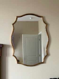 Elegant Gold Accent Wall Mirror Set of 2 – Like New