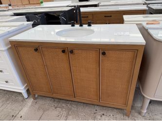 Bathroom cabinet