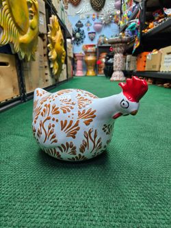 Gallina decoracion ($35)12031irestone Blvd Norwalk CA