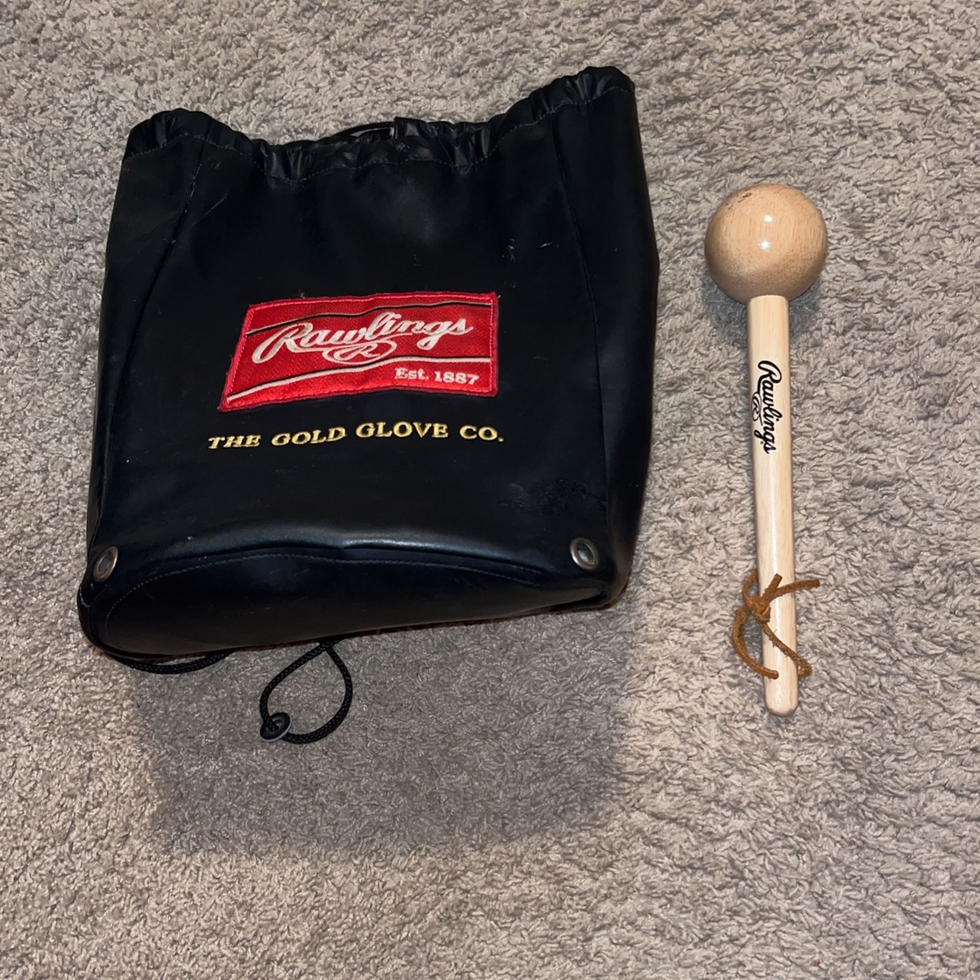 Rawlings Glove Bag & Mallet