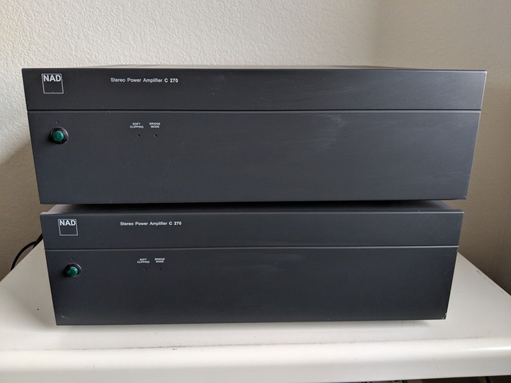 NAD C270 Amplifiers