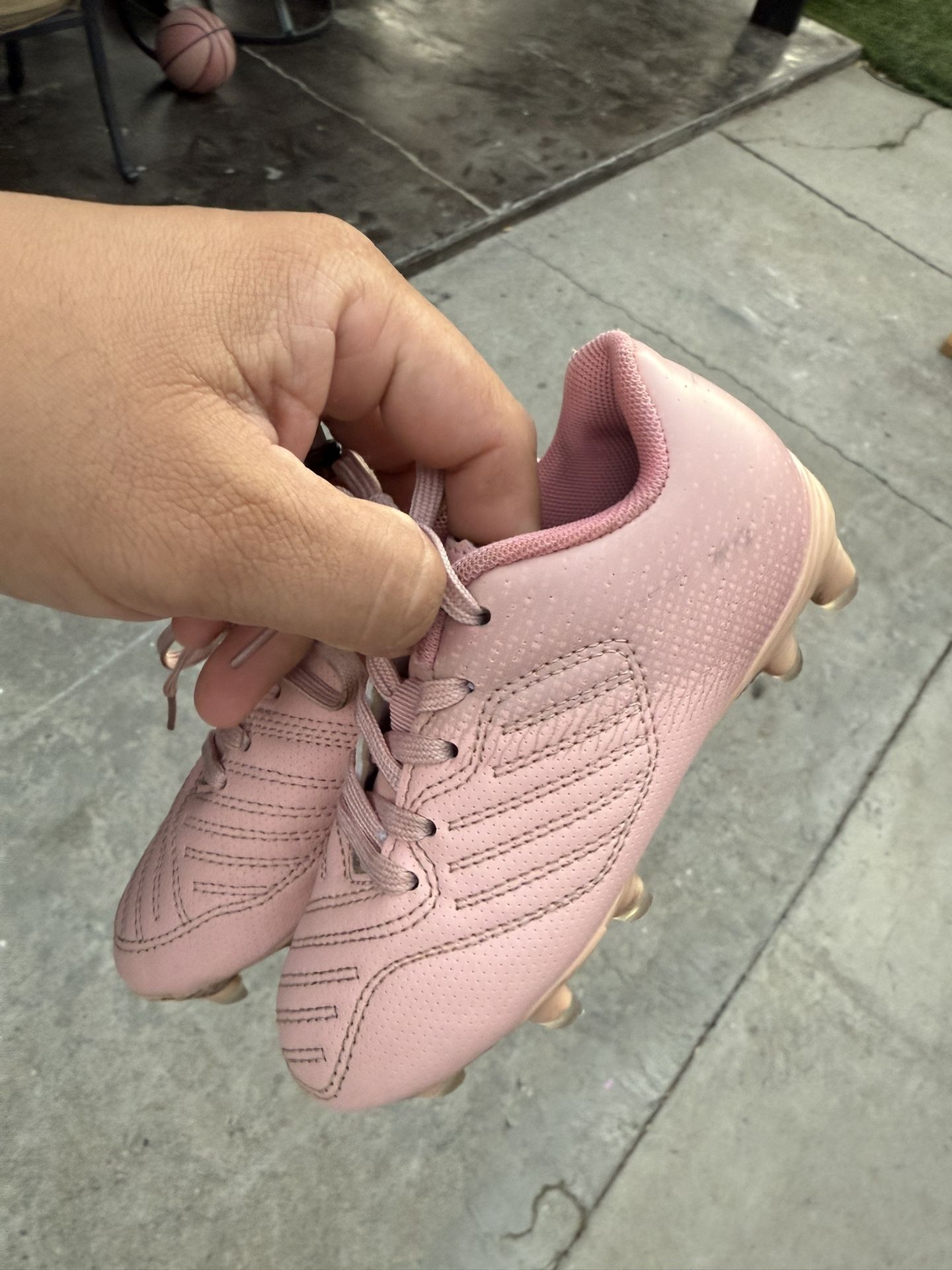 Pink Girls Soccer Cleats Size 10