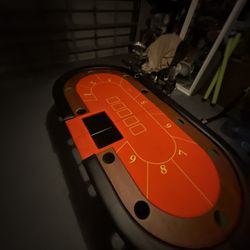 poker table
